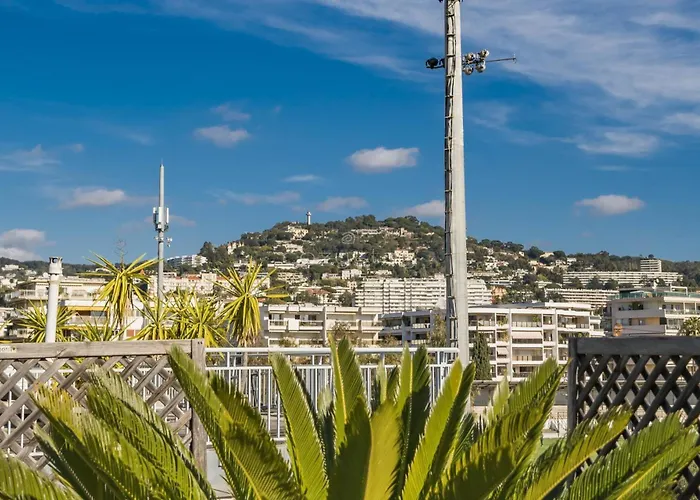 Rooftop La Croisette Apartment *